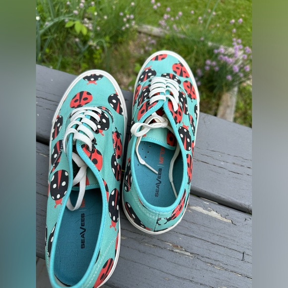 Sea Vees Legend Mr Turk ladybug print on aquamarine size 10 men sneakers - Picture 3 of 8